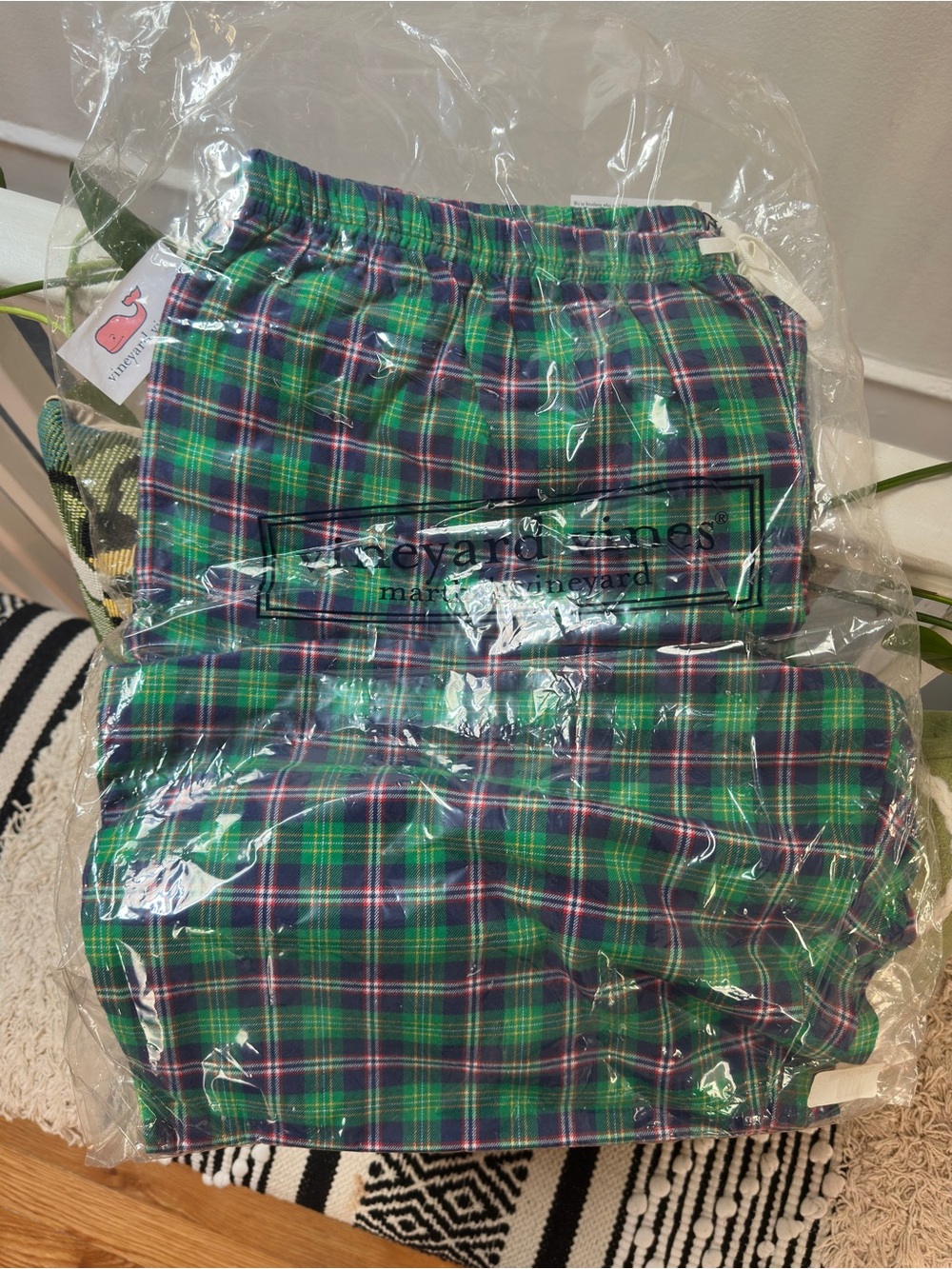 Vineyard Vines Men’s Plaid Lounge Pants- Green/Navy